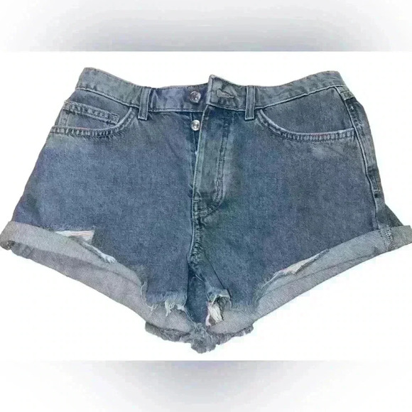 Forever 21 Button Up Denim Shorts Raw Hem Size 27 Medium Wash 5 Pocket Design - Picture 2 of 6